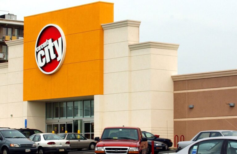 Circuit City, angling for a comeback of sorts, hopes to raise $25M